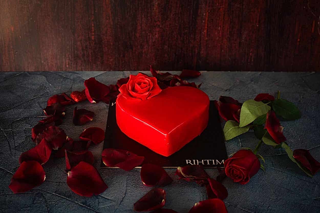 Kırmızı Soslu Pasta