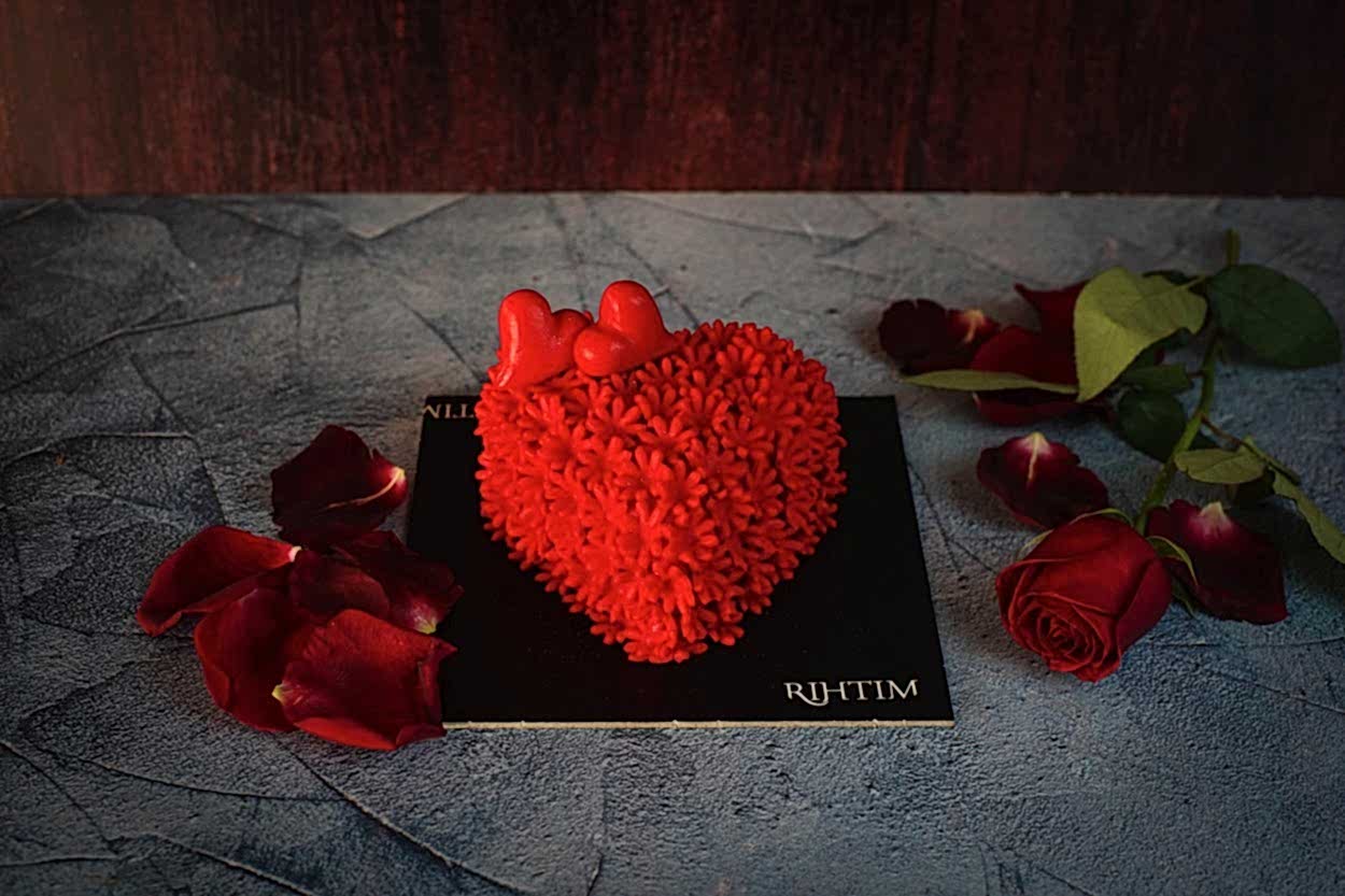 ''KIRMIZI PAPATYA KALP'' Pasta