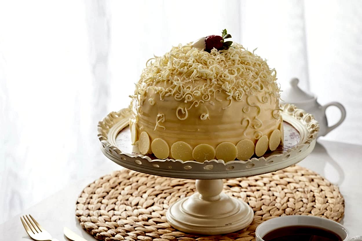 Çilek Babaroski Pasta